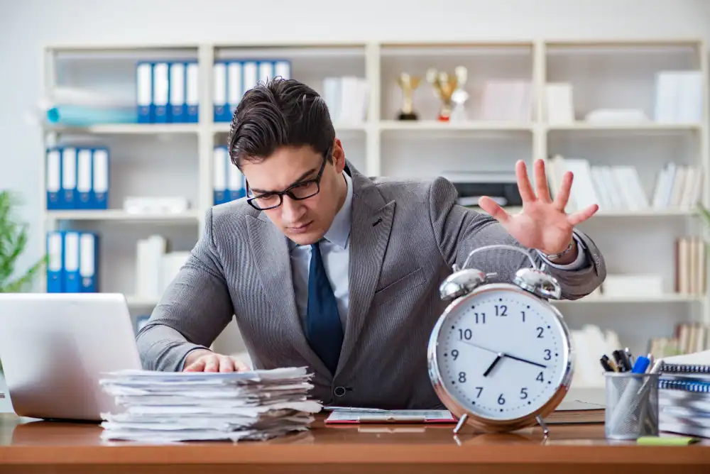 penalty for filing taxes late